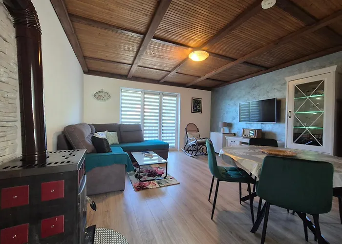 Marcos House * 马考巴尔贾